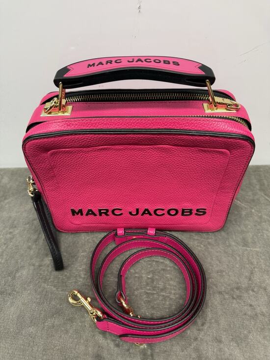 Marc Jacobs Handbags - Marc Jacobs The Box 20 Diva Pink Leather Crossbody Top Handle Bag